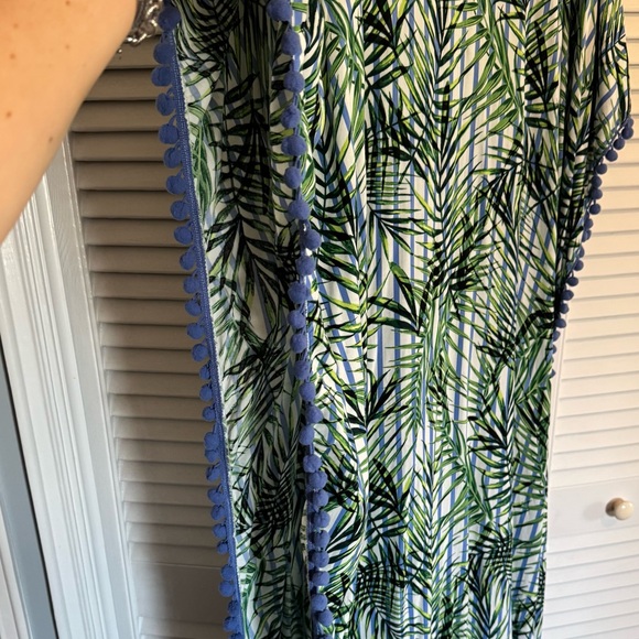 Red Carter Party Palm Caftan - Picture 7 of 7